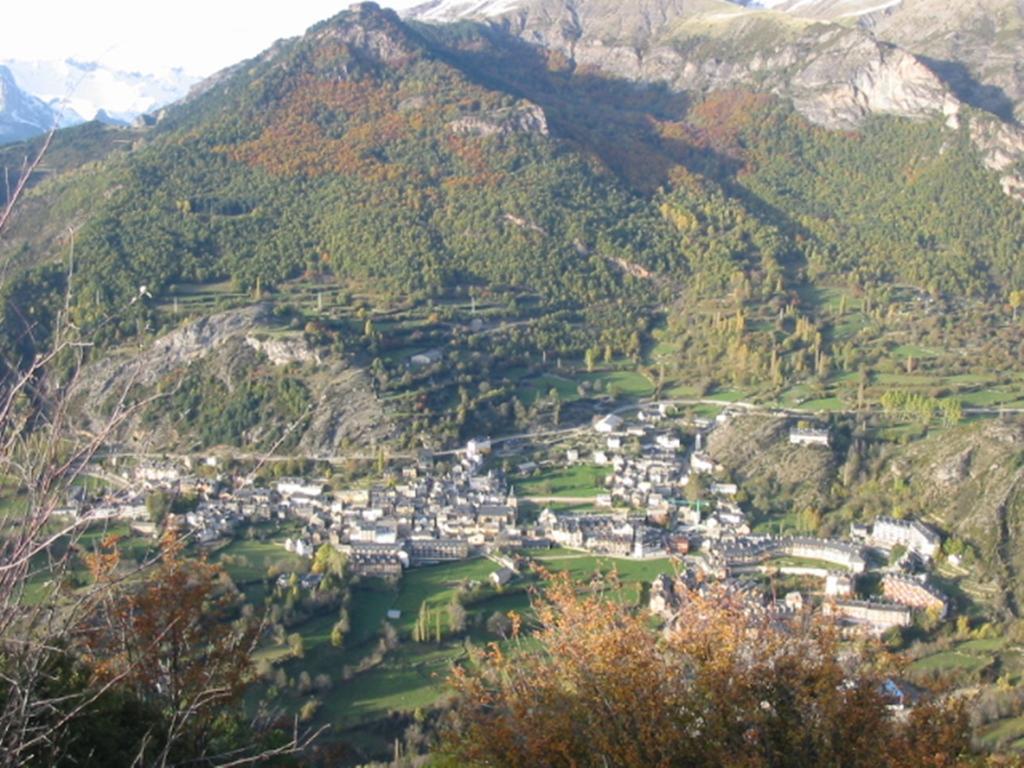 Hotel Navarro Panticosa Buitenkant foto